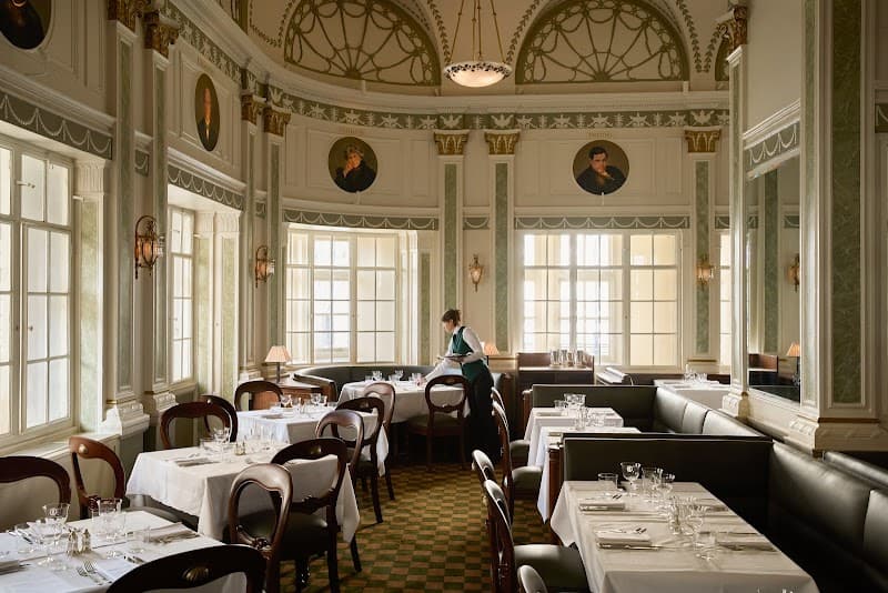 Romano's restaurant in Strand, London