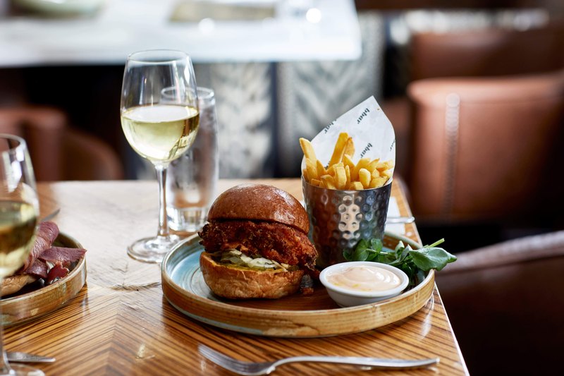 bbar restaurant in Victoria, London