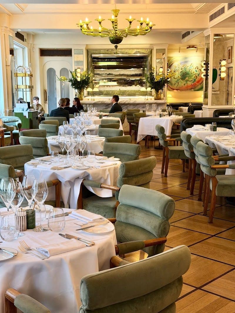 Langan's Brasserie, photo 2