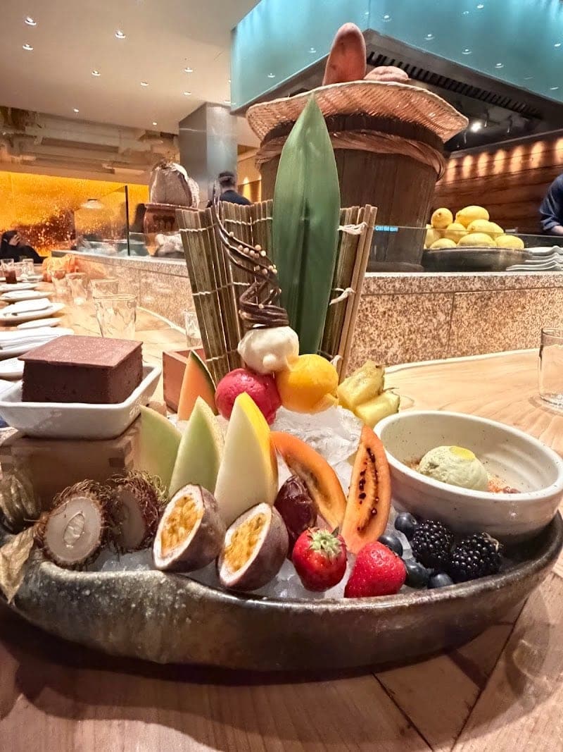 Roka Charlotte Street, photo 3