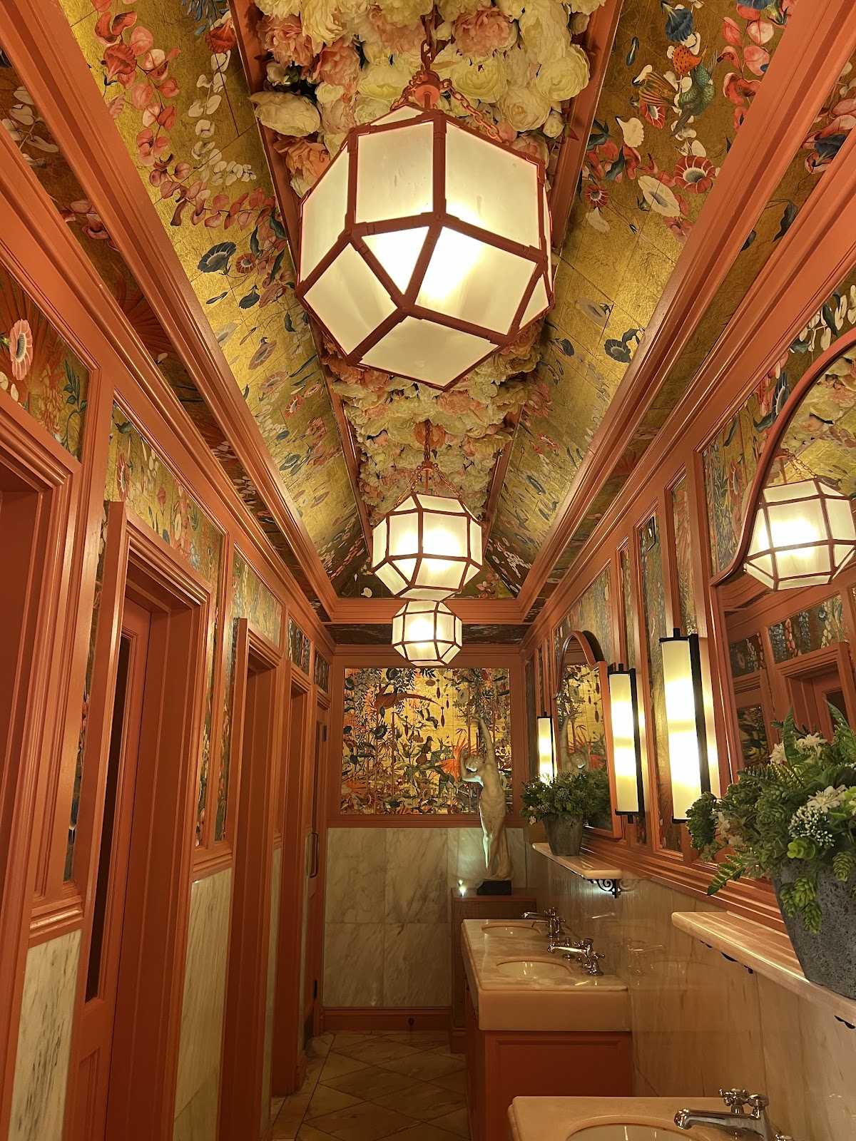 The Ivy Market Grill, photo 2